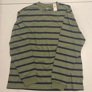 Gap Men’s Long Sleeve Tee (large)